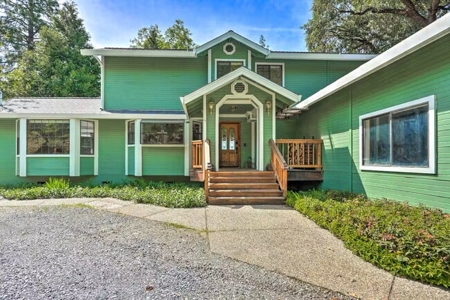 Photo - Large 3 bed, 2.5 bath home nestled on 10 acres in the hills of Camino but close to town!