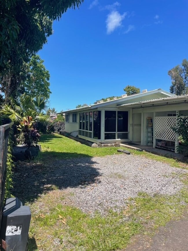 Building Photo - 655 A Hinano St.