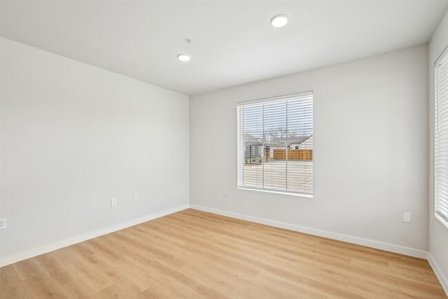 Photo - 3651 S Custer Rd