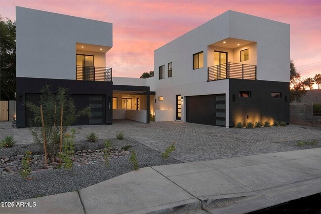 Photo - 1611 E Lamar Rd