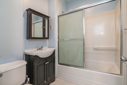 Photo - 855 Belmont Ave Unidad Apt 1