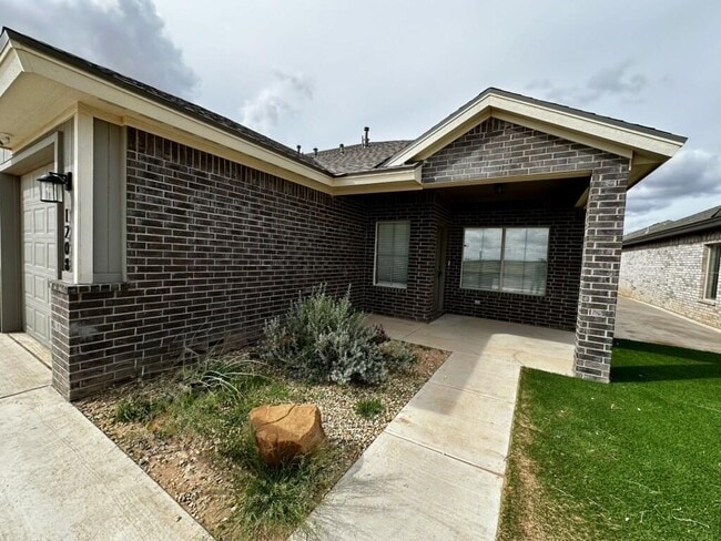 Building Photo - 1208 N 7th St Rental