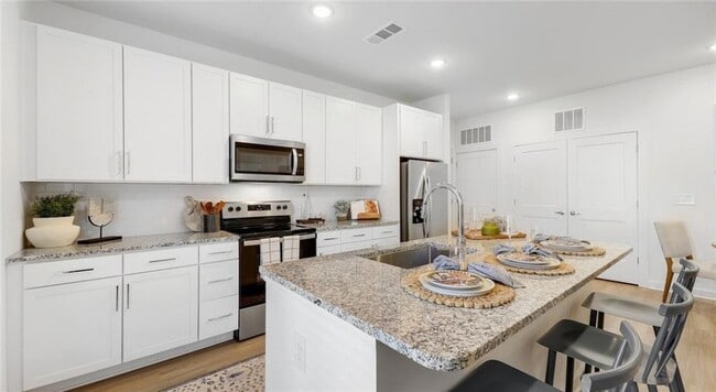 Building Photo - 1010 Rosefinch Landing Rental