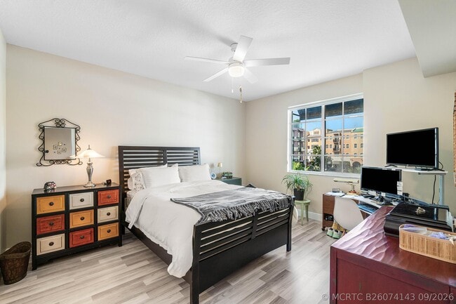 250 NE 3rd Ave Unit 315