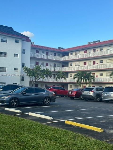 Building Photo - 4140 NW 44th Ave Unit 413