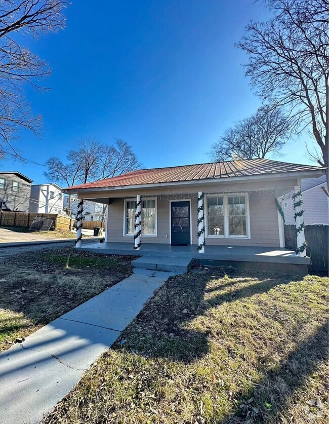 Building Photo - 819 Buchanan St Rental