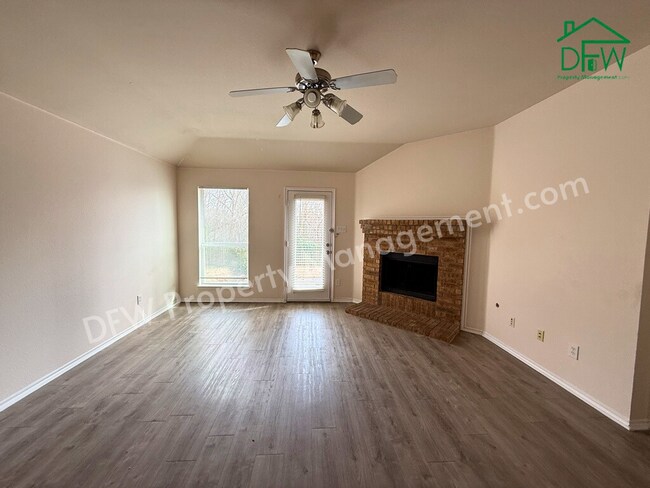 Photo - Beautiful 4-Bedroom Home with Scenic Backyard for Lease in Mesquite!