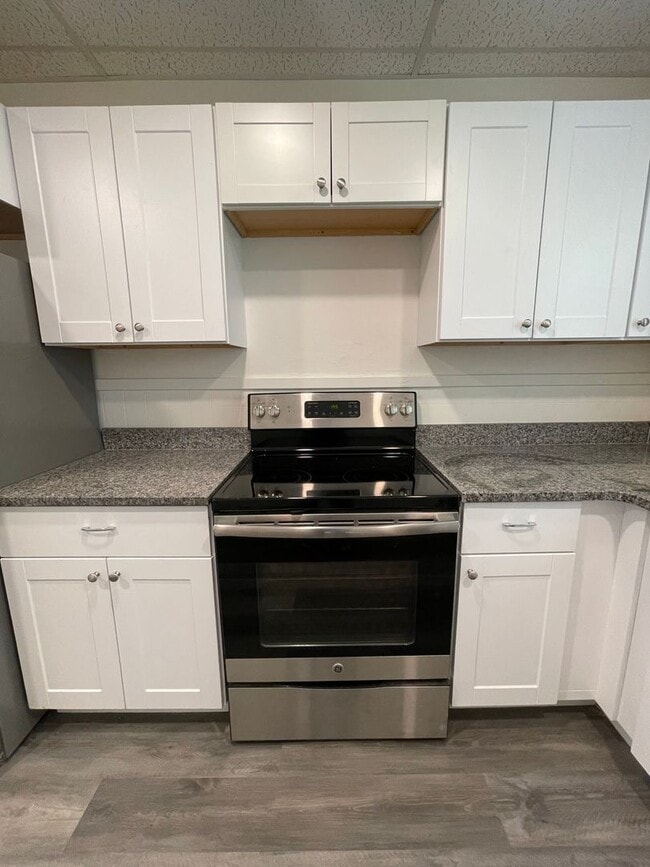 Photo - 903 E Lytle St