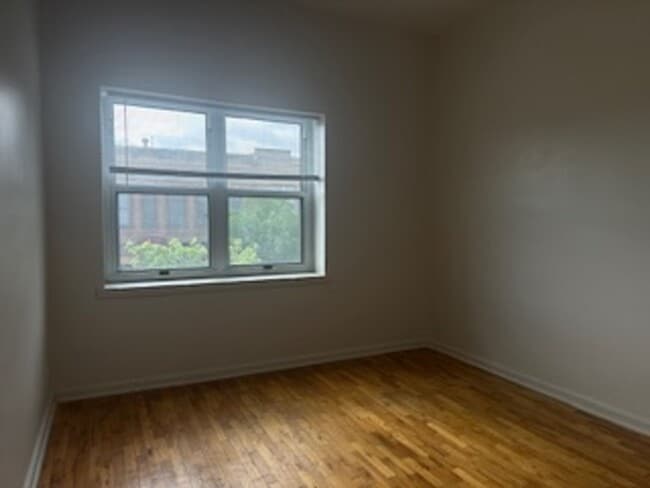 Photo - 734 1/2 Massachusetts St