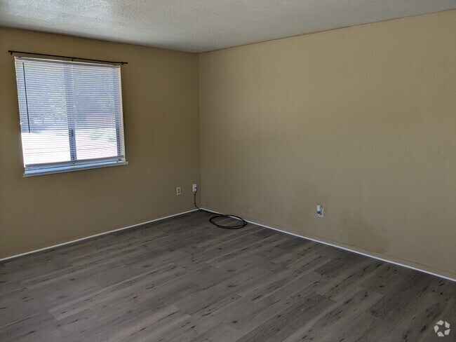 Building Photo - 2111 California St Rental