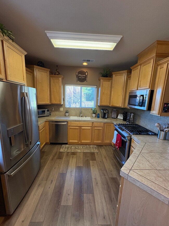Photo - 4888 Lofty Oak Dr