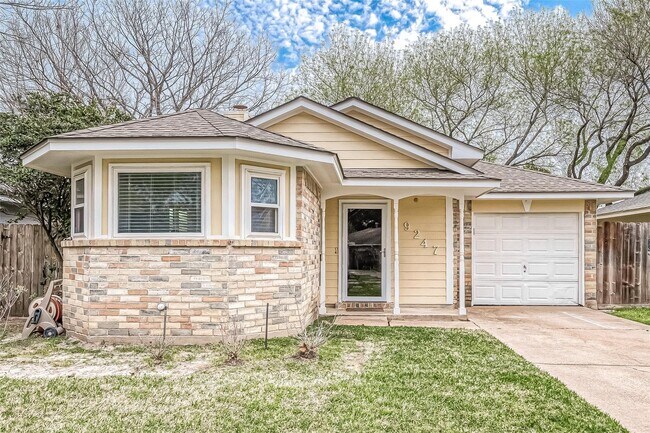 Photo - 9247 Autumnsong Dr