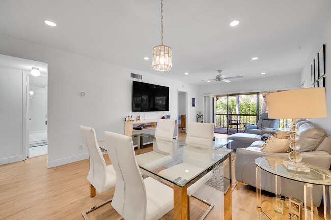 Photo - 159 NW 70th St Unidad 416