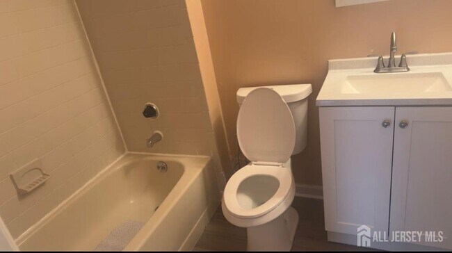 Photo - 2015 Aspen Dr