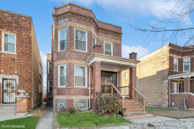 Building Photo - 6744 S St Lawrence Ave Unit 1 Rental