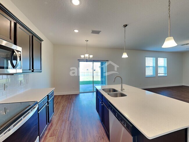 Photo - 1158 Sky Lks Dr