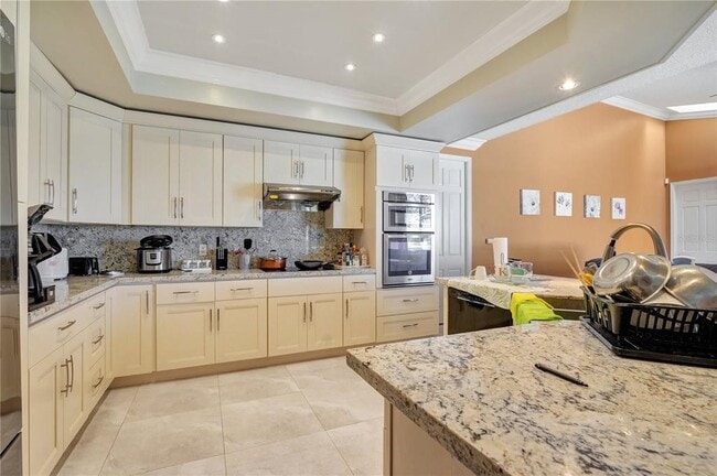Photo - 6719 Fairway Cove Dr