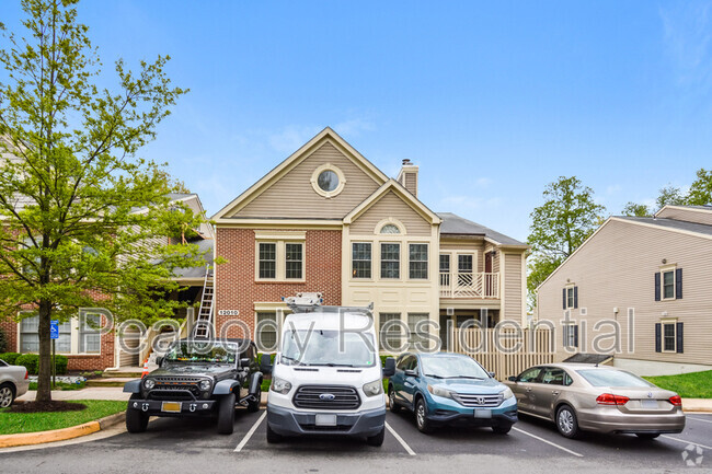 Building Photo - 12010 Ridge Knoll Dr Rental