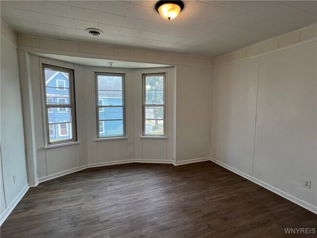 Photo - 42 Buffum St