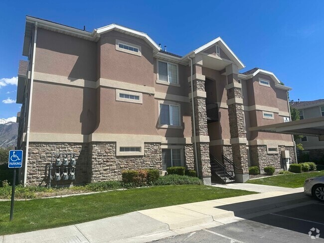 Building Photo - 85 N Romney Ln Rental