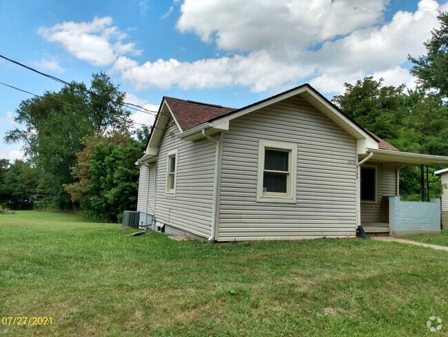 Building Photo - 5133 Baskerville St Rental