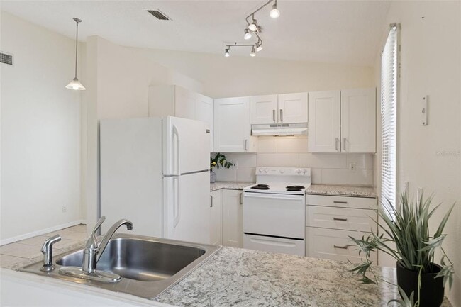 Photo - 212 Ridge Crest Loop