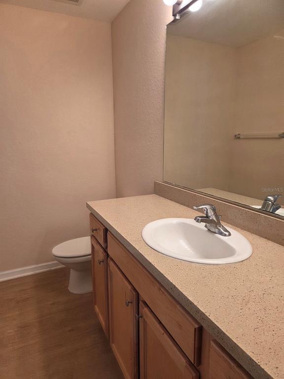5824 Lake Pointe Village Cir Unidad 504