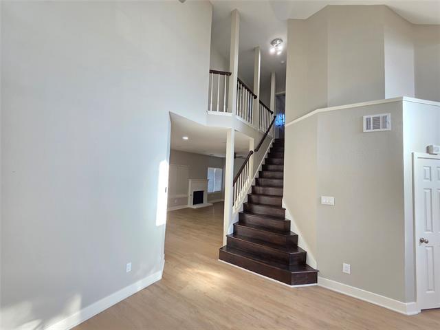 Photo - 917 Grasswood Dr