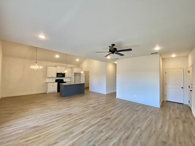 Photo - 1703 102nd St