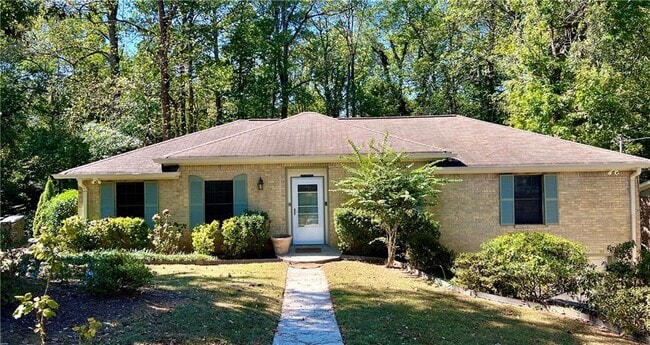 Building Photo - 3211 Flamingo Dr