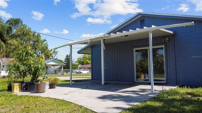 Photo - 400 Montana Ave