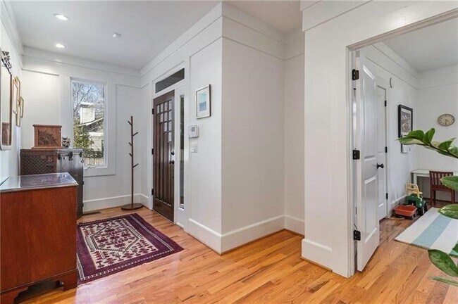 Photo - 623 Ansley St