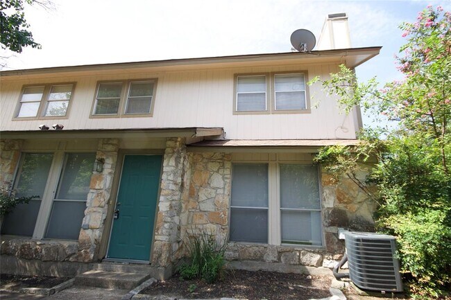 Building Photo - 1405 Camp Craft Rd Rental