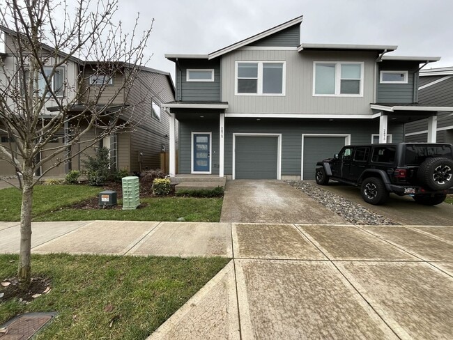 Building Photo - Modern 2022-Built 3-Bedroom Home with Open Layout, Entertainer’s Kitchen. Near Parks & Playgrounds