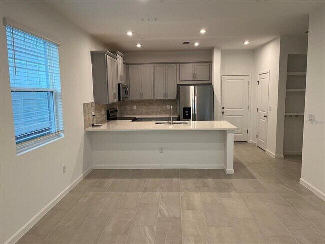 Photo - 9948 Red Canoe Aly