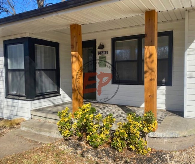 Photo - 3601 E Brookview Dr