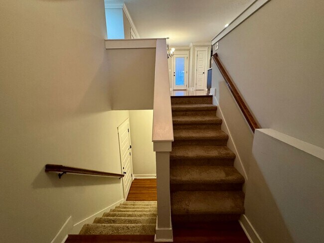 Photo - 6477 Olin Ln