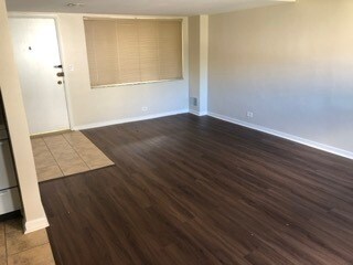 Photo - 4858 Lee St Unit 2B