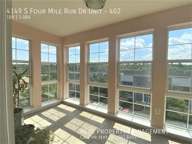 Building Photo - 4149 S Four Mile Run Dr Unit 402