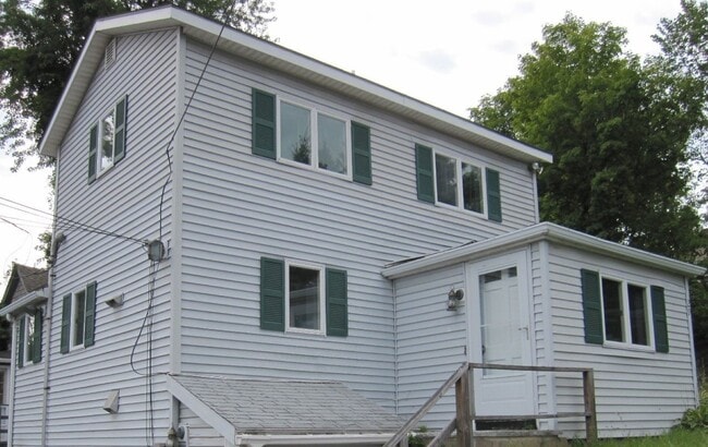 Building Photo - 29 Curve St