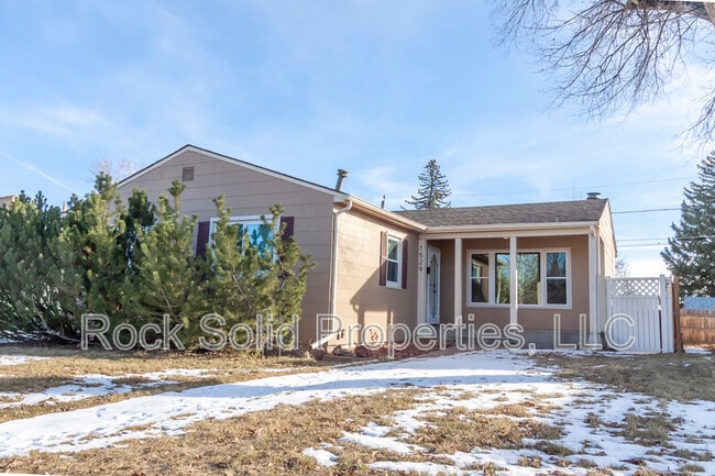 Photo - 1529 Walnut Dr