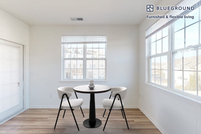 Photo - 152 Shipyard Dr Unidad SI FL4-ID6149A