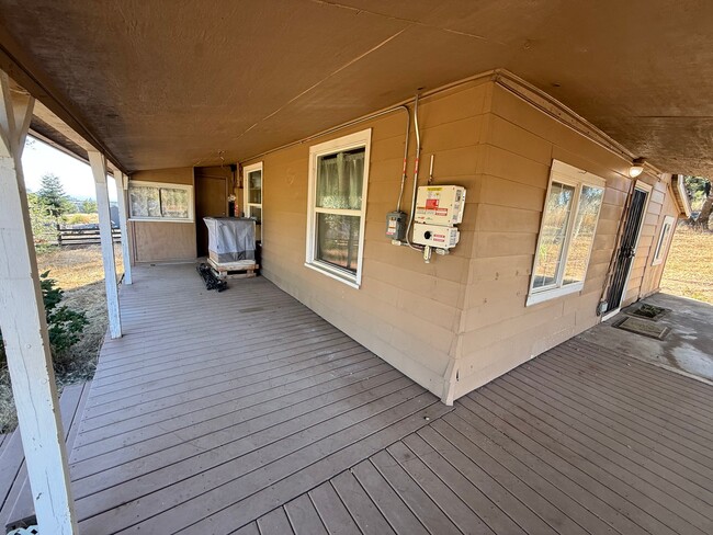 Photo - 3929 Pardes Way