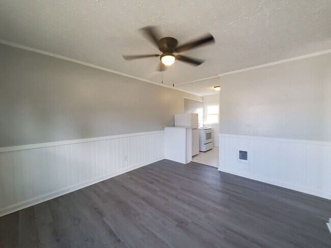 Photo - 416 Lake Ave