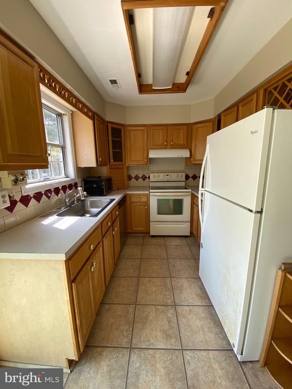 Photo - 8701 Point of Woods Dr