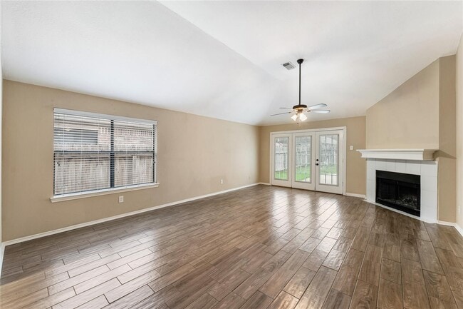 Photo - 5622 Village Park Dr