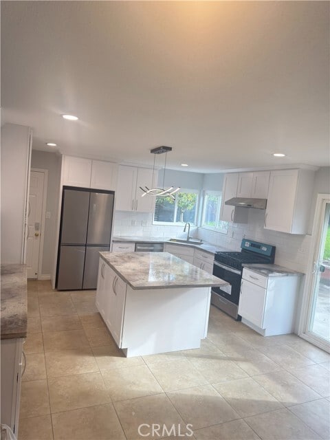 Photo - 18926 La Guardia St