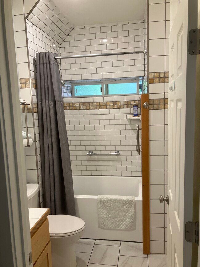 Photo - 10840 SW 55th Ave Unit Ground floor