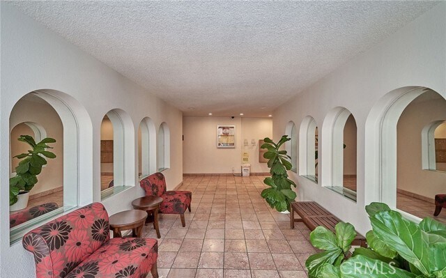 Photo - 360 S Kenmore Ave Unidad 203