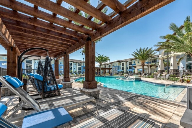 Photo - Addison Pointe